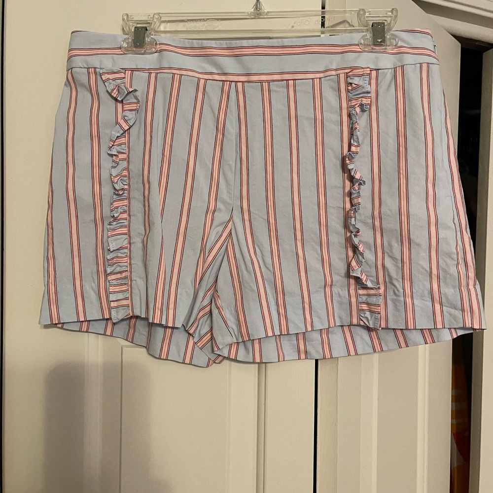 Loft Shorts